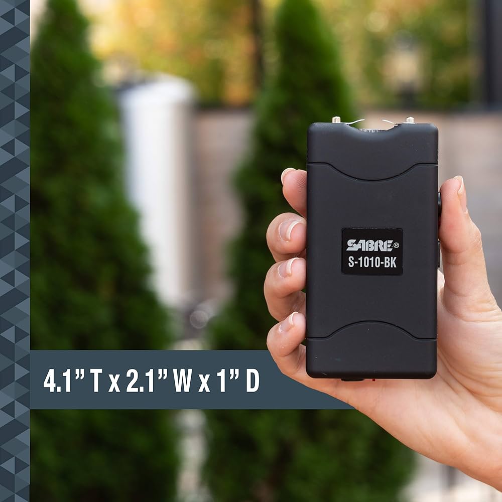 Sabre S-1010-BK Stun Gun with Flashlight